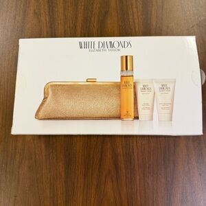 White Diamonds Gift Set - Gold